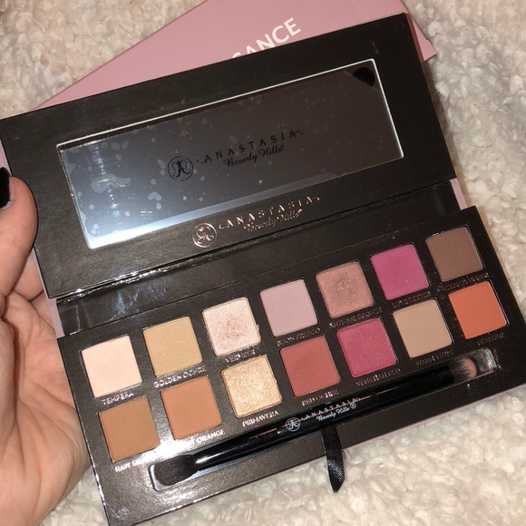 🌷🌟🌸ABH "Modern Renaissance" Palette! 🌸🌟🌷 - Picture 4 of 8